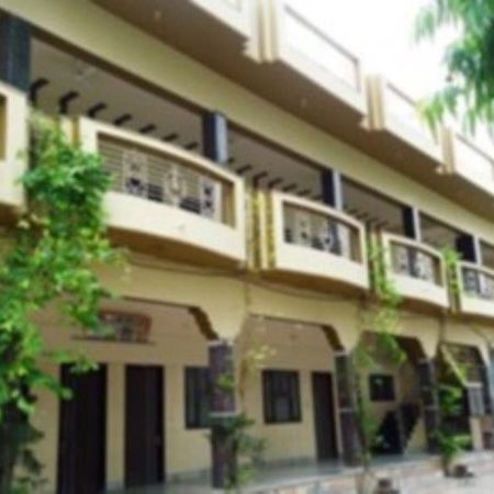 Kedar Dham Hotel Mathura Luaran gambar
